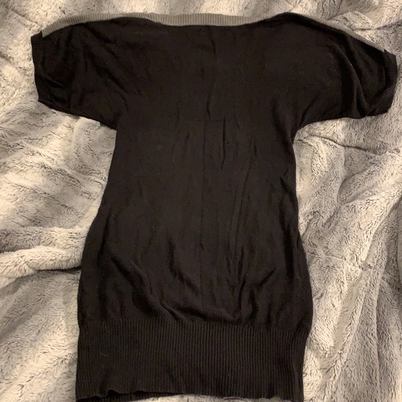 Black and grey sweater dress | Gene Fawn - Picture 7 of 7